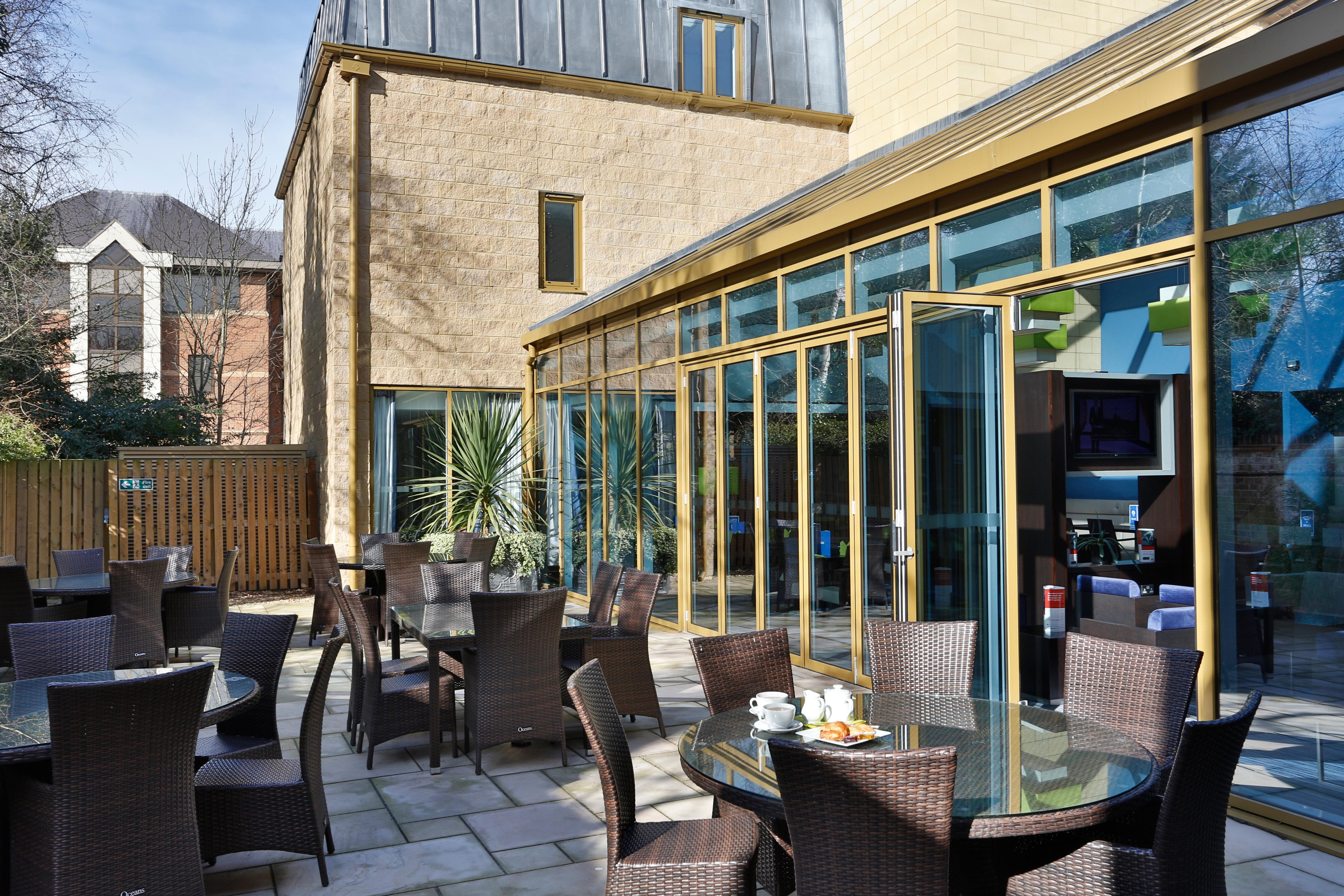 Holiday Inn Express Windsor By Ihg Εξωτερικό φωτογραφία